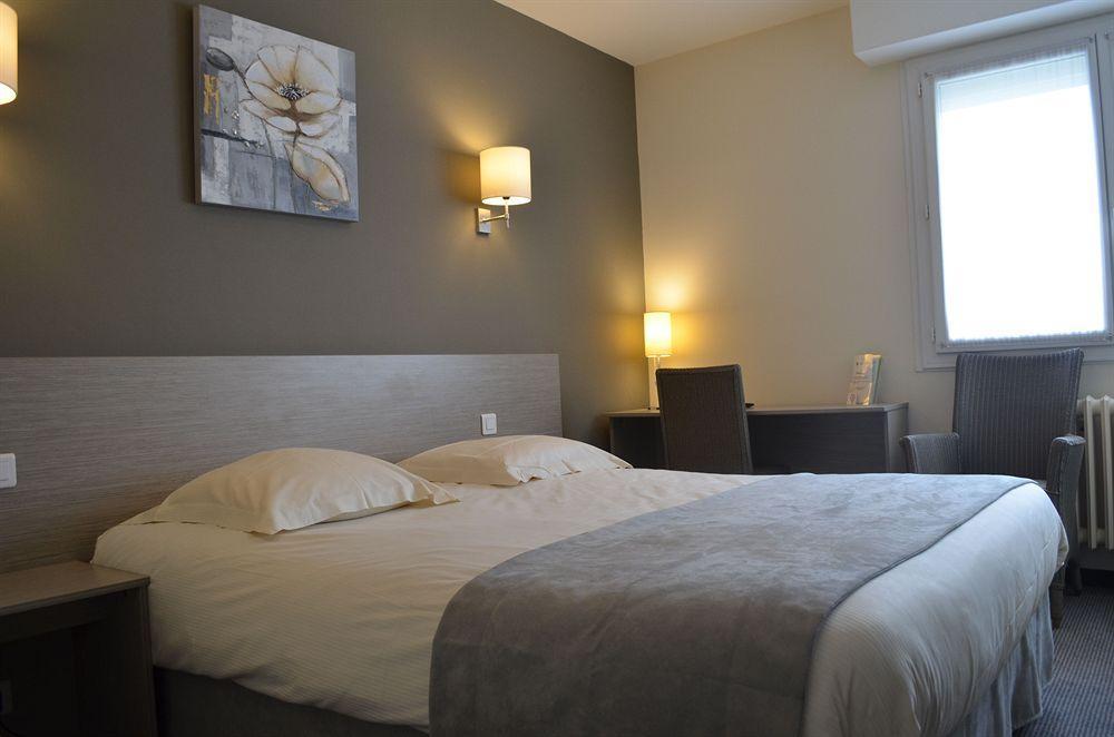Park Hotel & Appartements Cholet Esterno foto